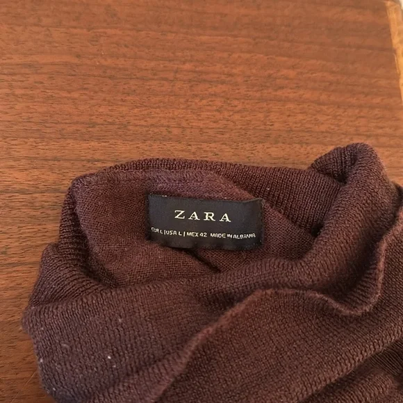 Maroon Zara turtleneck sweater in Size L - Picture 4 of 4